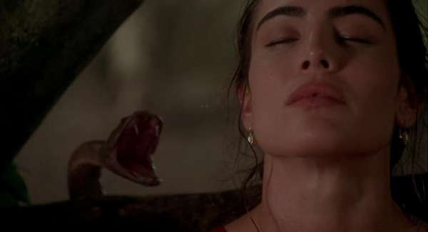 10 фильмов, в которых человек становится добычей – Архив статей